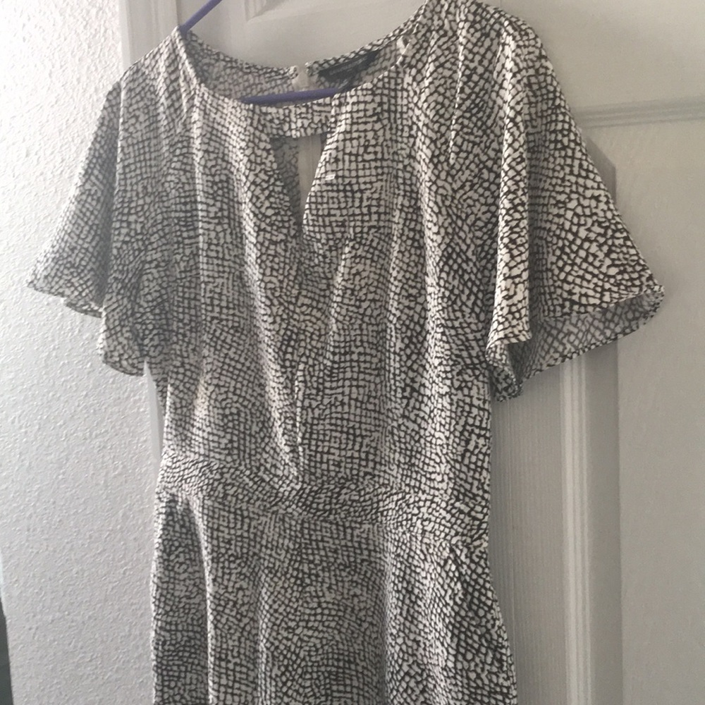 Never worn banana republic size 0 romper